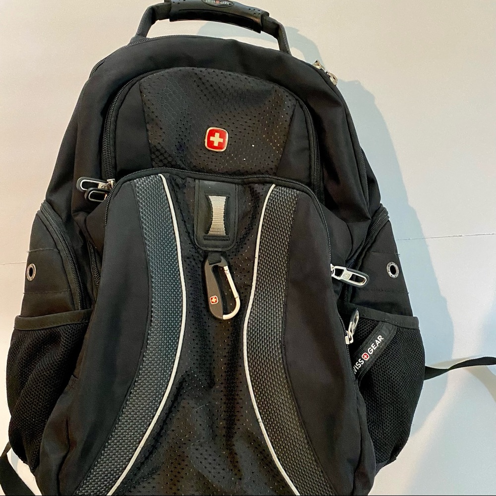Swiss Gear- ScanSmart Laptop Backpack- Carry Handle- Lots of Pockets